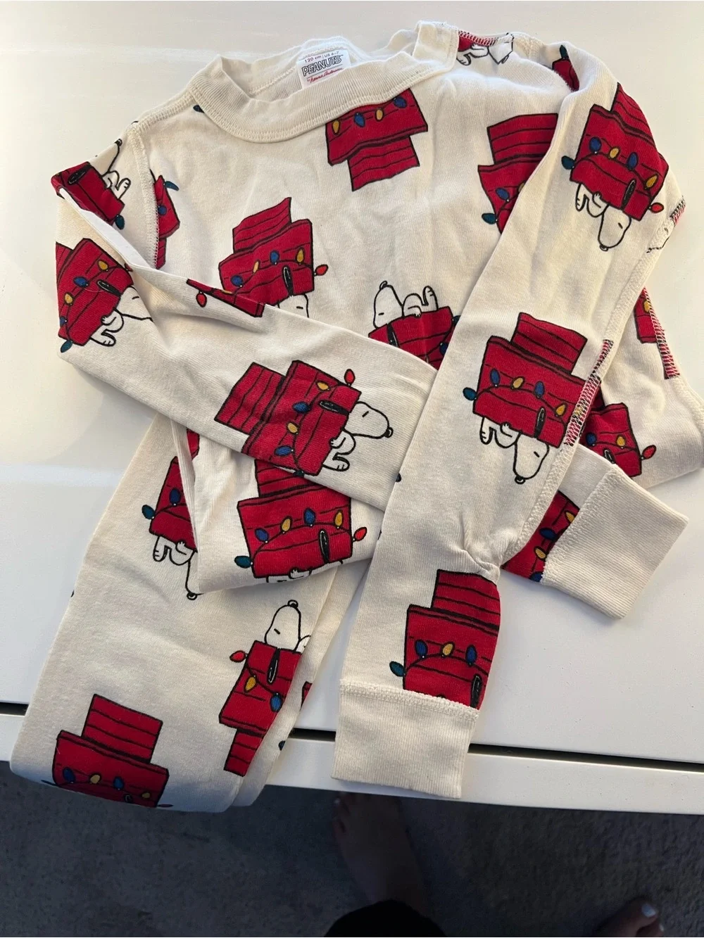 Hanna Andersson x Peanuts Cream Pajama Set Snoopy Doghouse Print